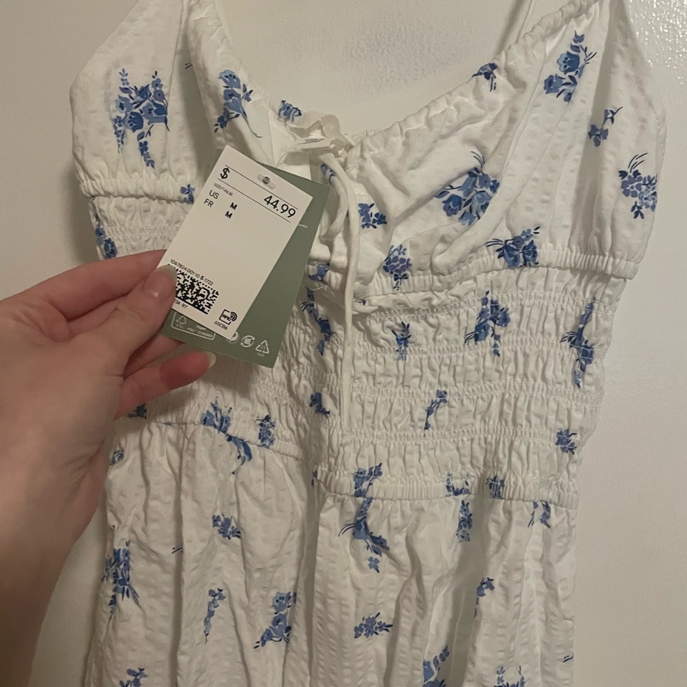 H&M White and Blue Floral Romper with Sweetheart Neckline